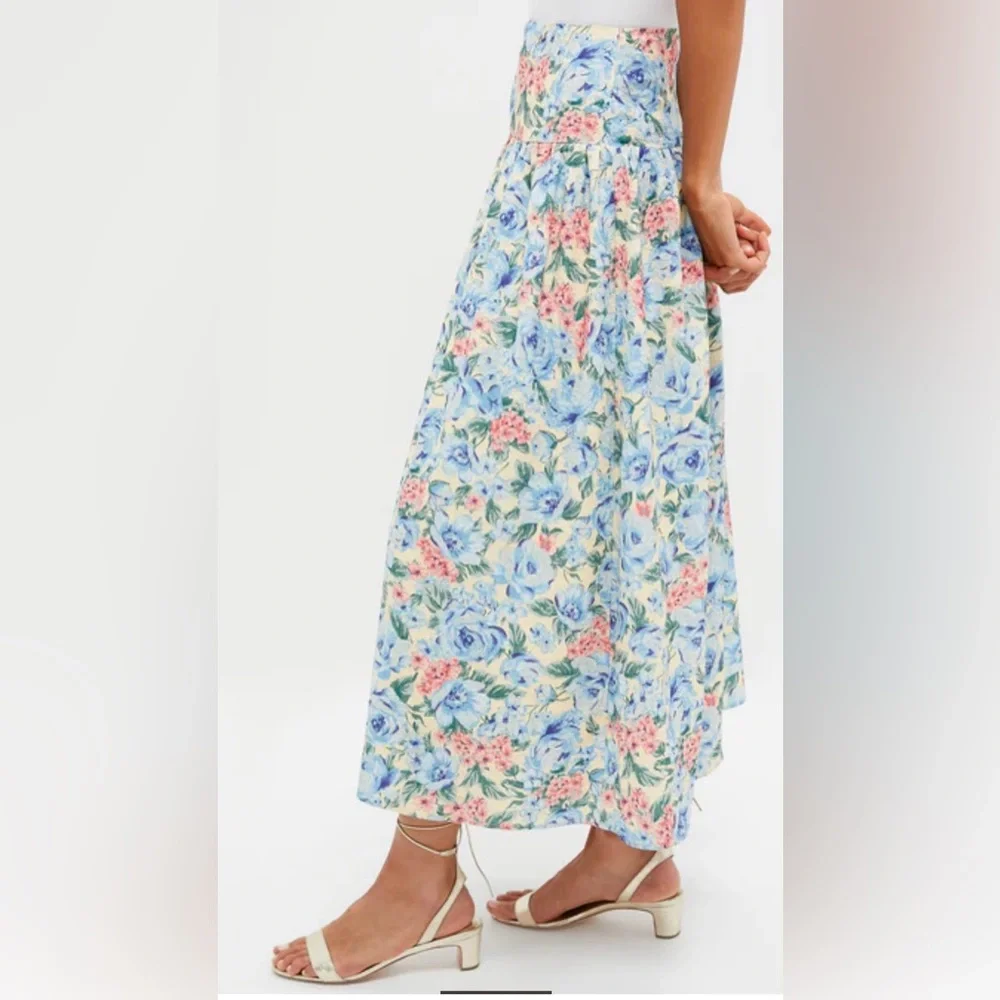 Tuckernuck MOON RIVER Blue Multi Maxi Skirt and Cropped Tank. Floral Skirt Set. - Picture 6 of 13